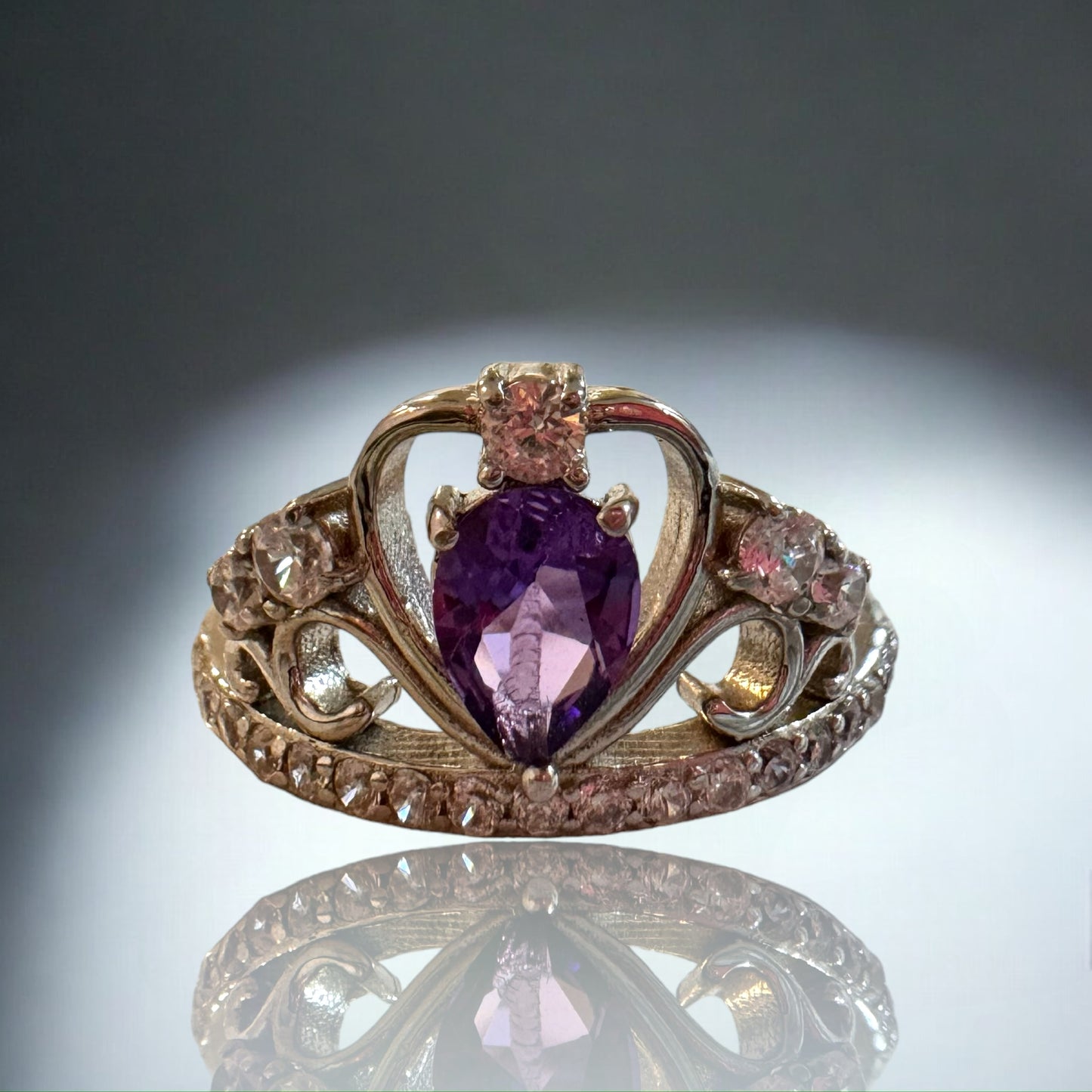 Woman's Ring - Amethyst